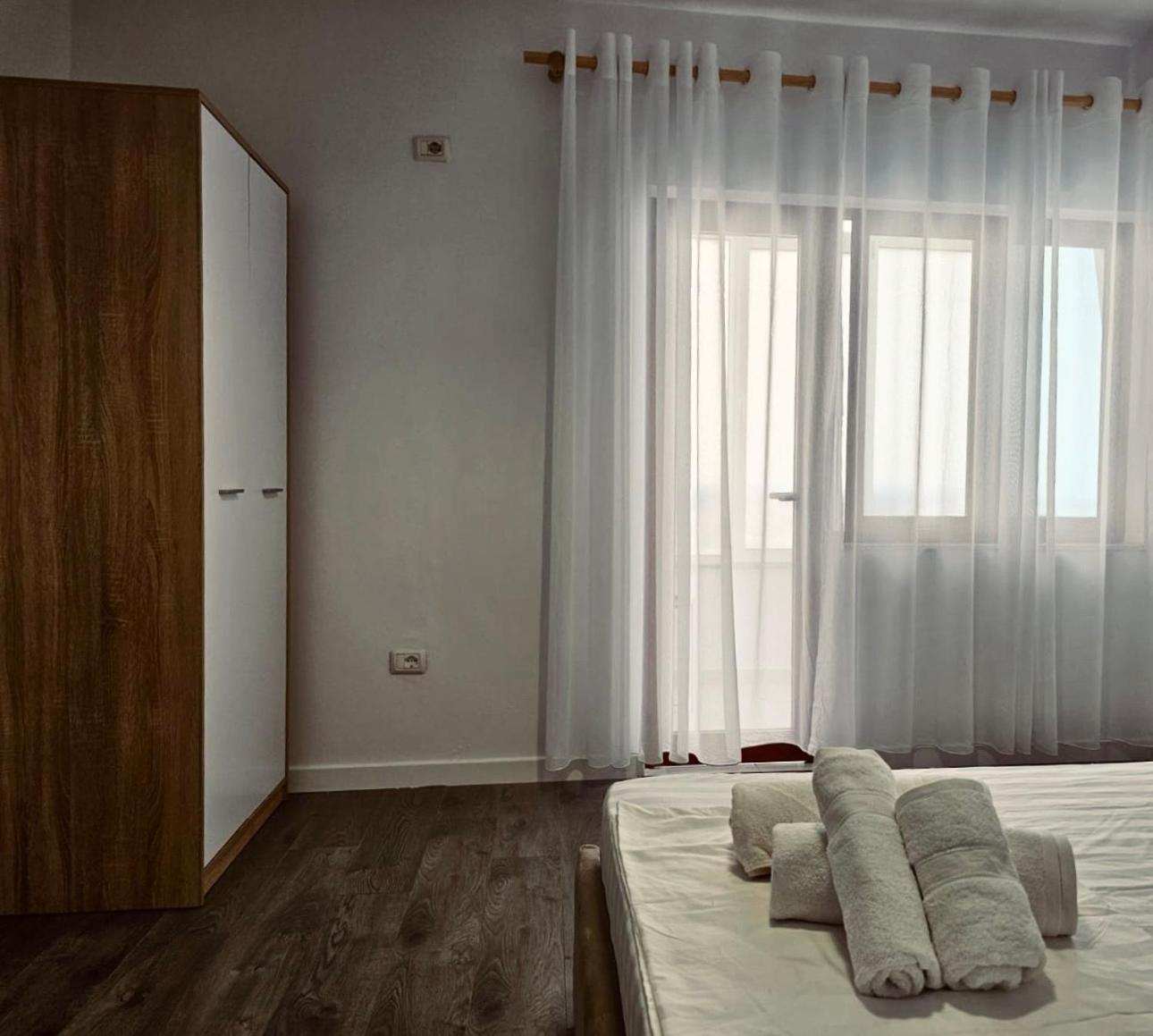Hi5 Rooms Тирана Екстер'єр фото
