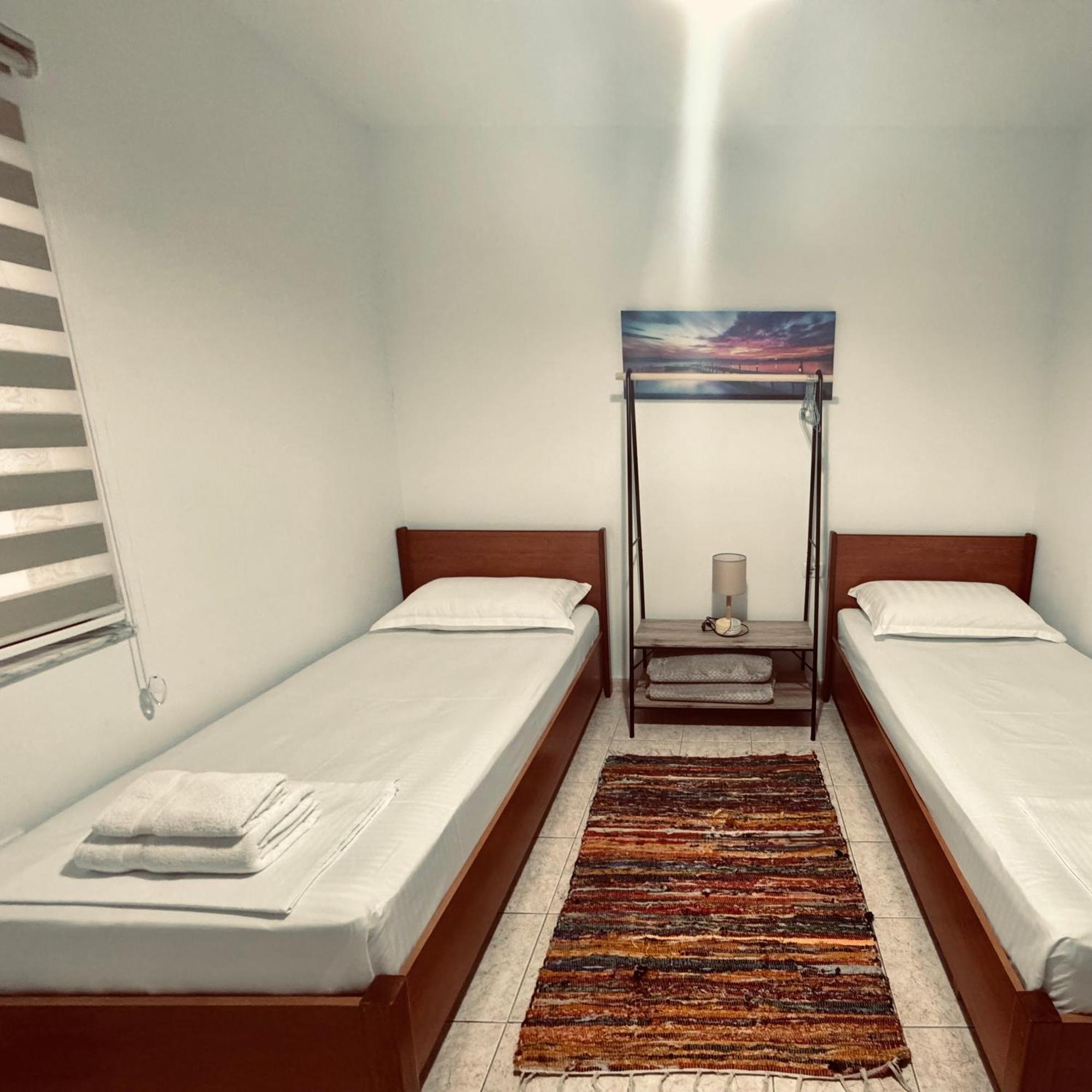 Hi5 Rooms Тирана Екстер'єр фото